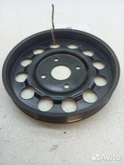 Шкив помпы Mitsubishi Colt Z25A 4G19