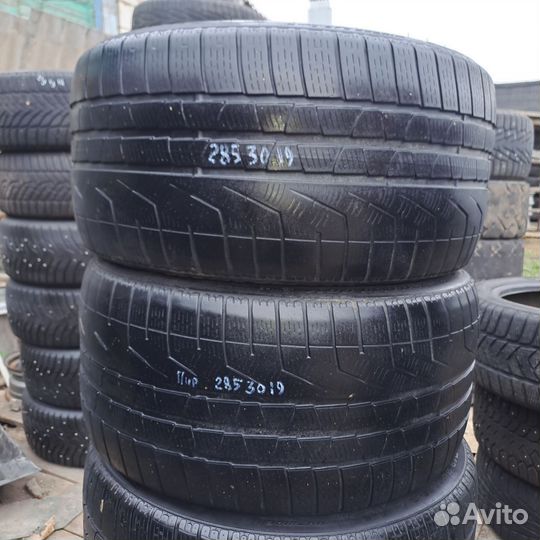 Pirelli Winter Sottozero 240 Serie II 255/35 R19 и 285/30 R19 98V