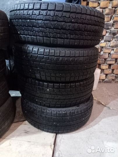 Yokohama Ice Guard G075 225/60 R17