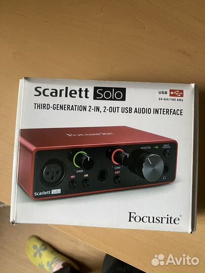 Внешняя звуковая карта focusrite scarlett solo 3