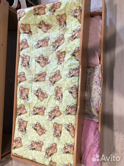 Кровать детская трехярусная