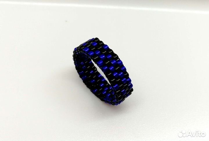 Кольцо, браслет и серьги из бисера ручной работы