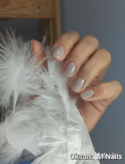 Модель на маникюр