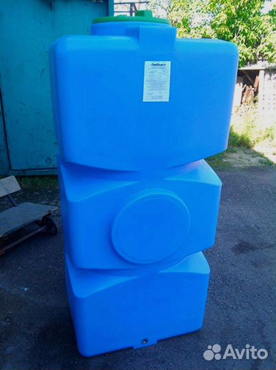 Пластиковая емкость 800 л