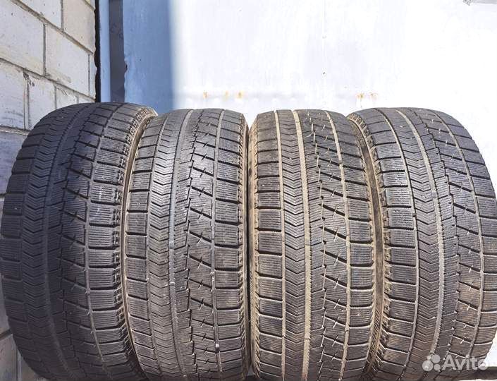 Bridgestone Blizzak VRX 215/55 R17 97V