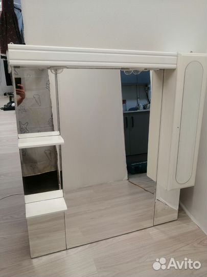 Зеркало шкаф в ванную с подсветкой