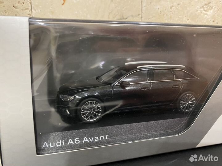 Коллекционная модель Audi A6 Avant minichamps