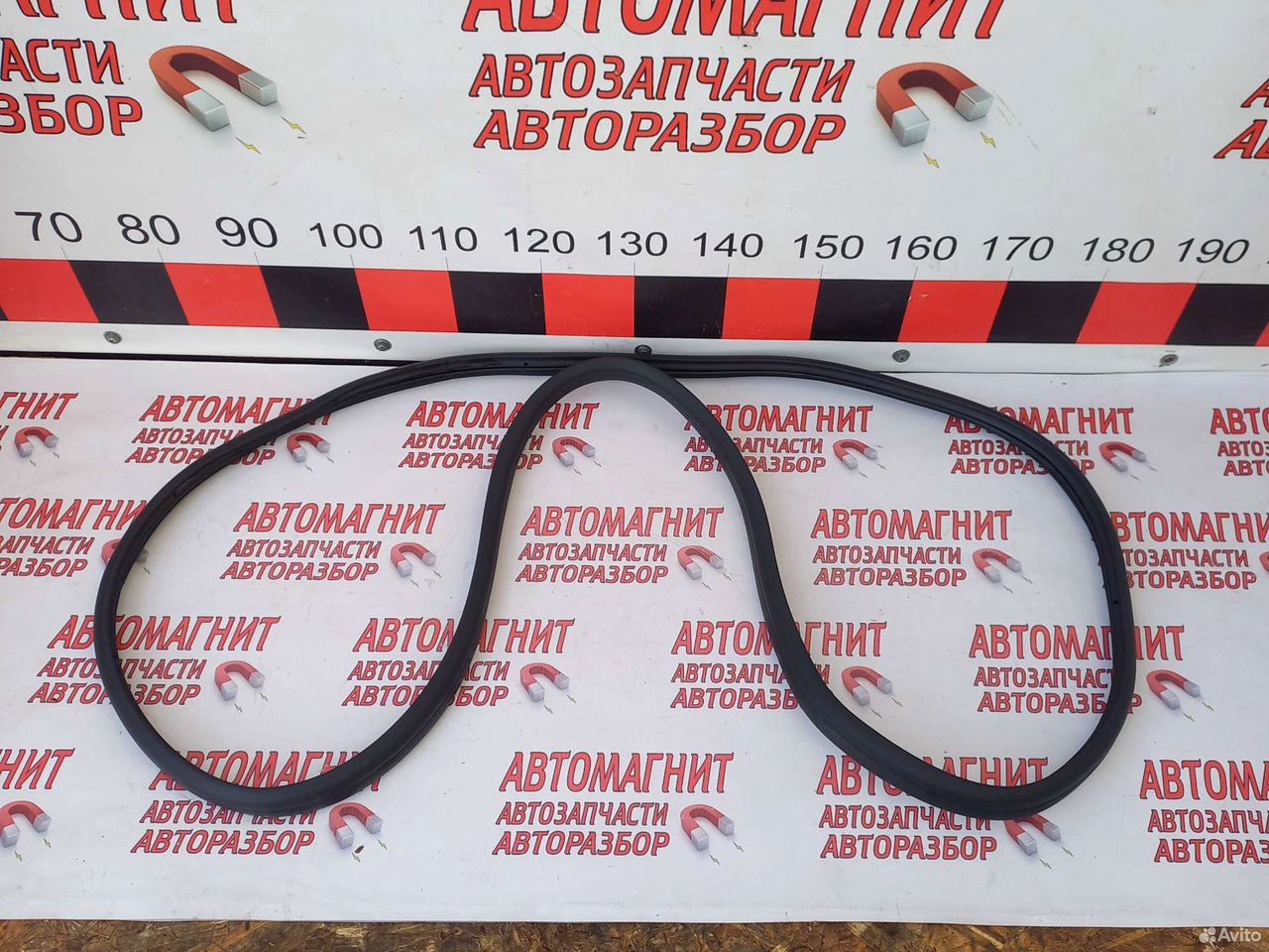 Уплотнитель двери передней правой Рено Аркана