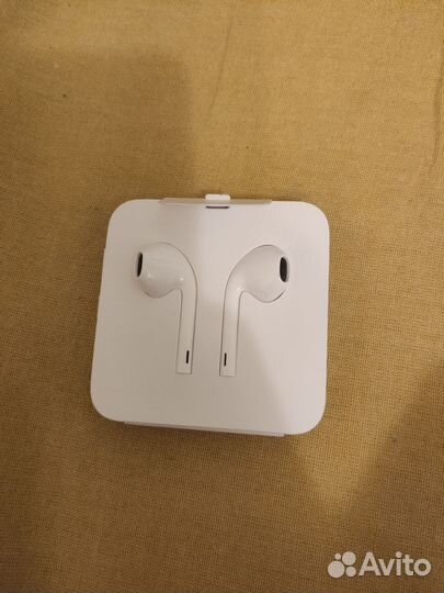 Наушники earpods