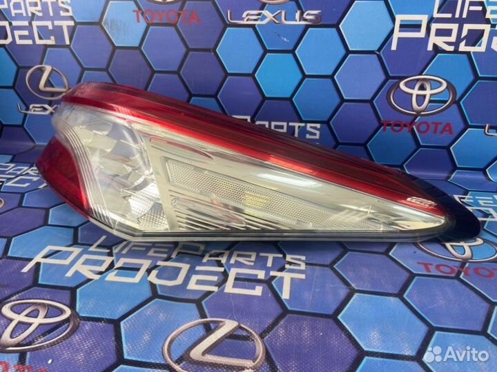 LED фонарь задний правый Toyota Camry XV 70