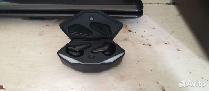 Продам наушники