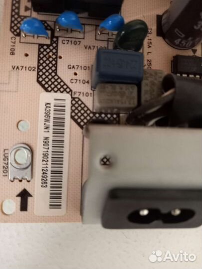 Блок питания runtka396wjn1