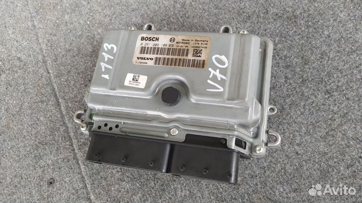 Блок управления двс Volvo V70 B5254T10 2010