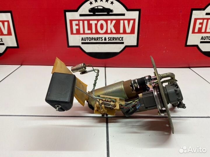 Насос топливный Toyota Sprinter Carib AE111 4AFE