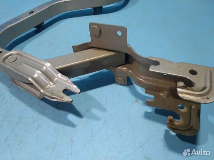 Петля капота для Mitsubishi Galant 8 USA