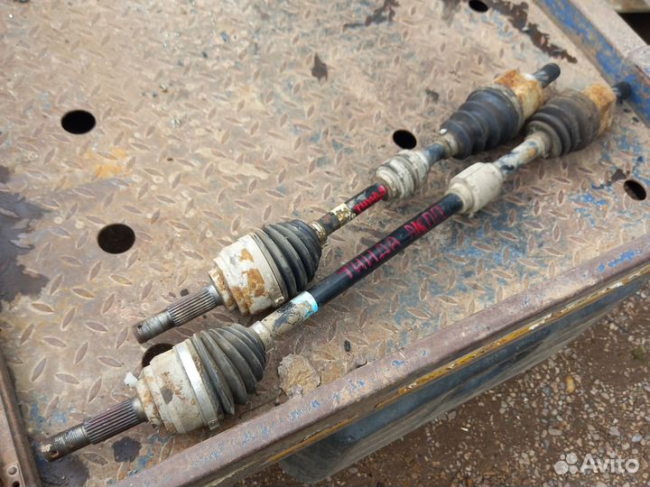 Привод на nissan tiida