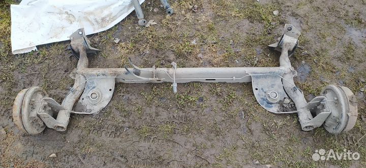 Балка задняя renault logan 1