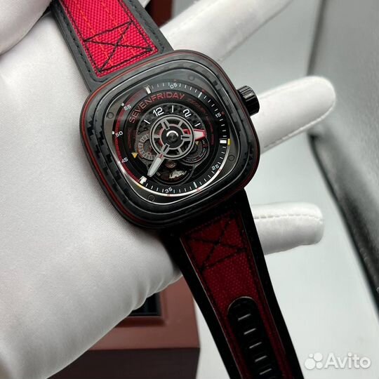 Наручные часы sevenfriday