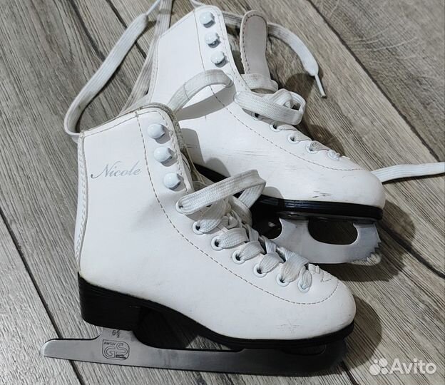 Коньки фигурные размер 28
