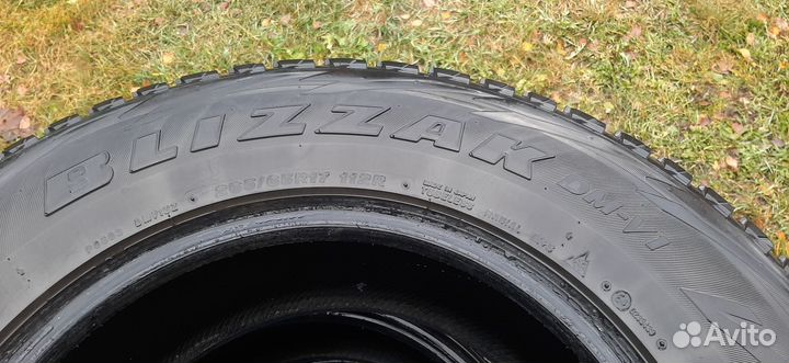 Bridgestone Blizzak DM-V1 265/65 R17