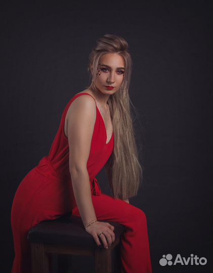 Крутой красный комбез