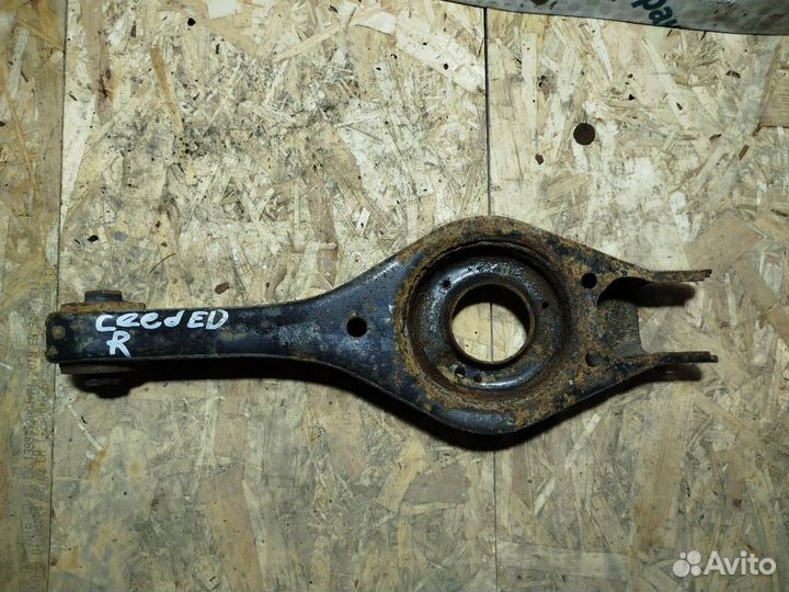 Рычаг задний нижний правый Kia Ceed ED