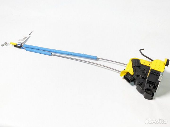 Замок двери задний левый Hyundai Solaris седан