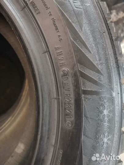 Dunlop SP Winter Ice 02 195/65 R15