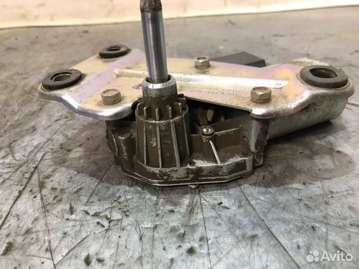 Моторчик заднего дворника LADA Приора седан 21126