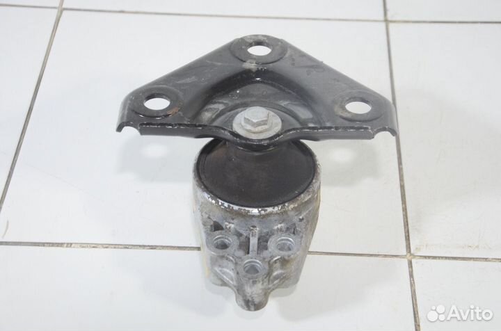 Подушка двигателя правая Ford Fusion CBK 1.4