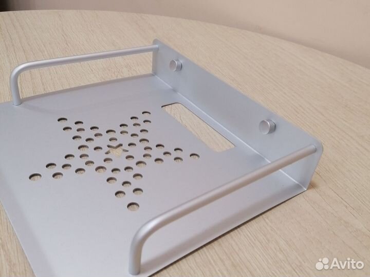 Полочка настенная алюминиевая