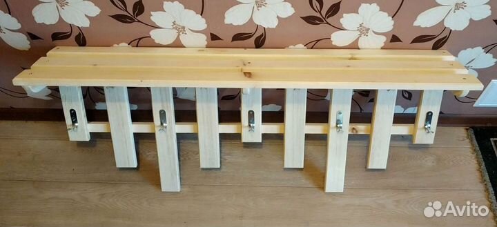 Полка, вешалка в баню, сауну