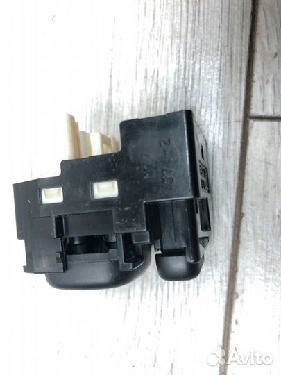 Блок управления зеркалами Toyota Avensis универсал
