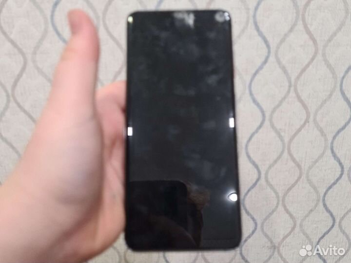 Дисплэй на samsung s20 битый