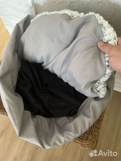 Лежанка для собак и кошек