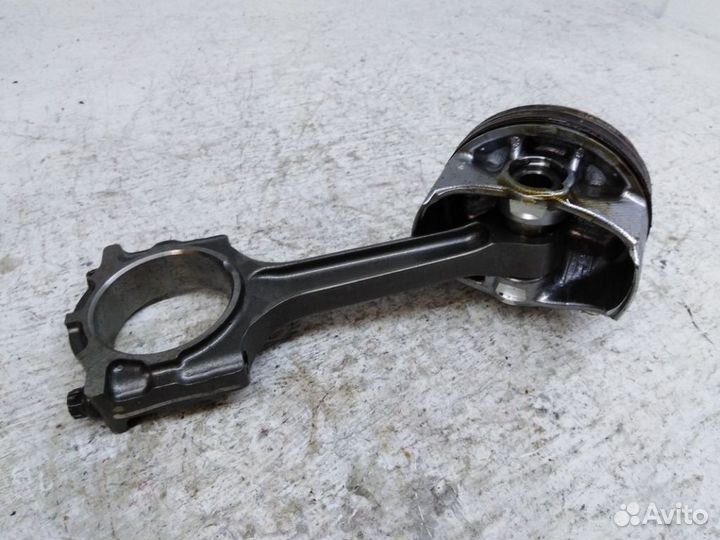 Поршень с шатуном Форд Focus 3
