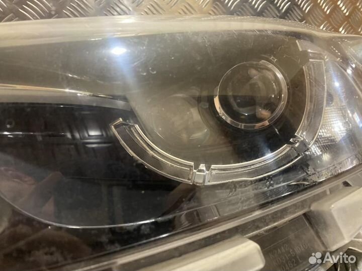 Фара левая Mazda CX-5 KE 2011-2017 KE