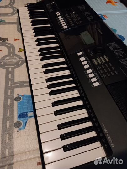 Синтезатор yamaha psr e423