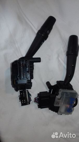 Подрулевой переключатель toyota