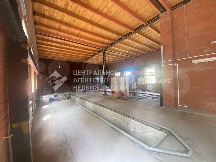 Продам помещение свободного назначения, 1631 м²