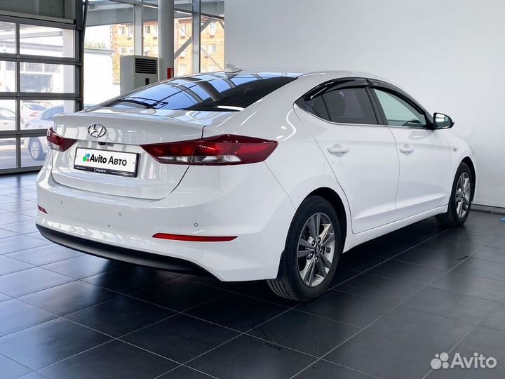 Hyundai Elantra 1.6 AT, 2017, 180 752 км