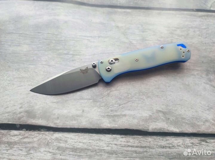 Нож складной Benchmade 535 Bugout Nefrite Limited