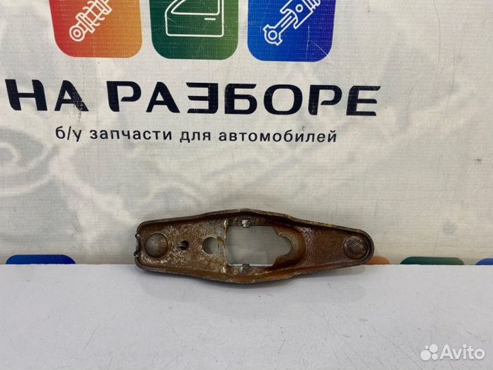 Вилка сцепления Volkswagen Golf MK5 caxa 2007