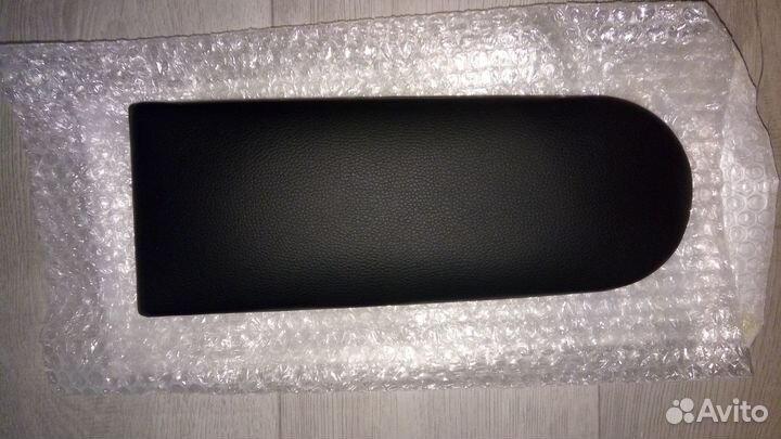 Подлокотник volkswagen polo