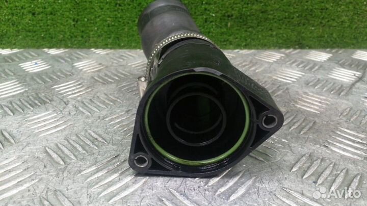 Патрубок интеркулера Volkswagen Tiguan