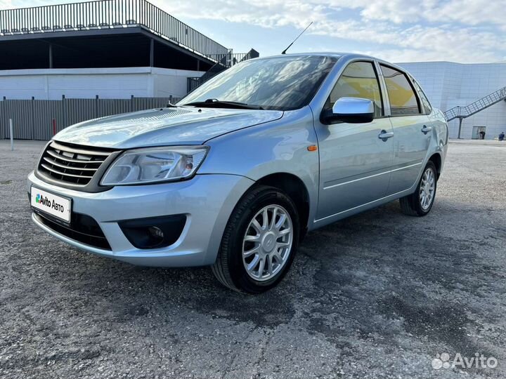 LADA Granta 1.6 МТ, 2013, 123 620 км