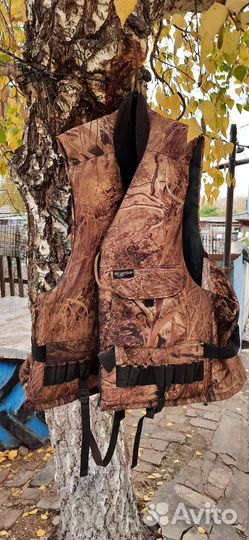 Спасательный жилет