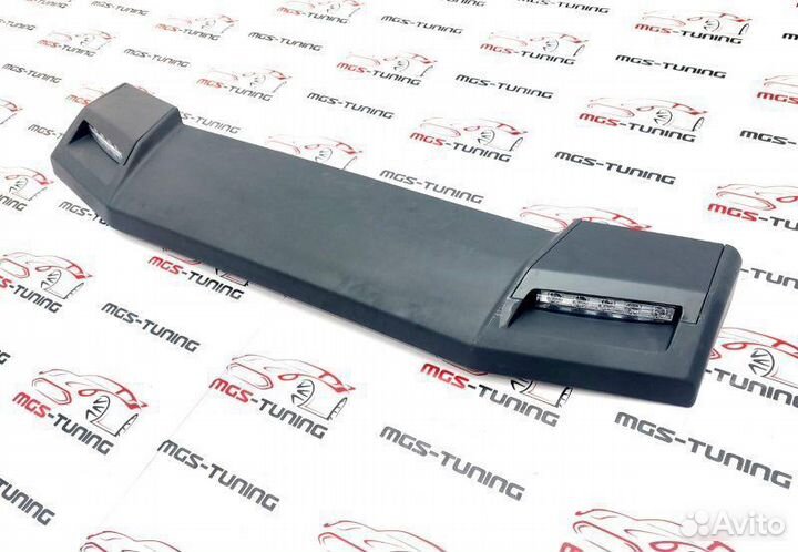 Передний спойлер 4x4 на крышу G-class гелик W463