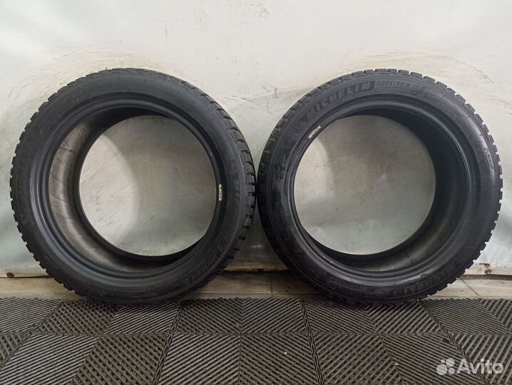 Michelin X-Ice North 4 205/50 R17