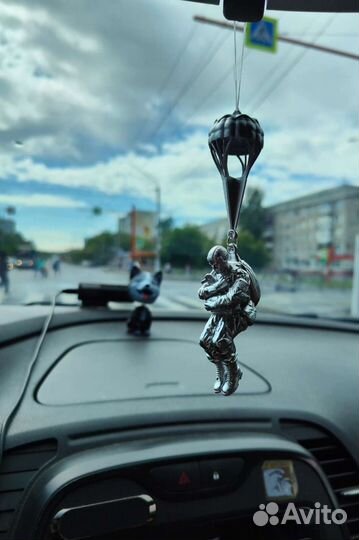 Брелок десантник со стабилизацией в авто